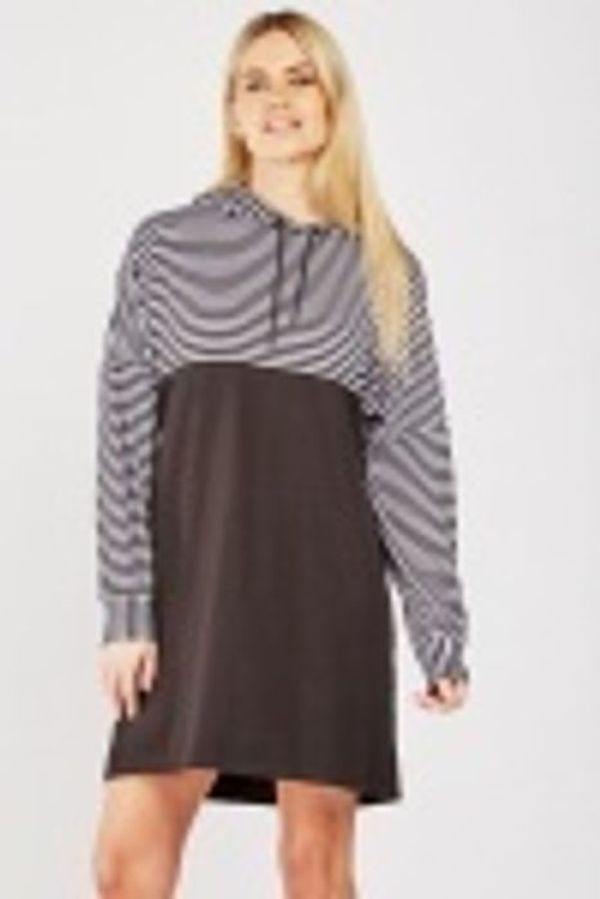 MONOCHROME HOODED DRESS